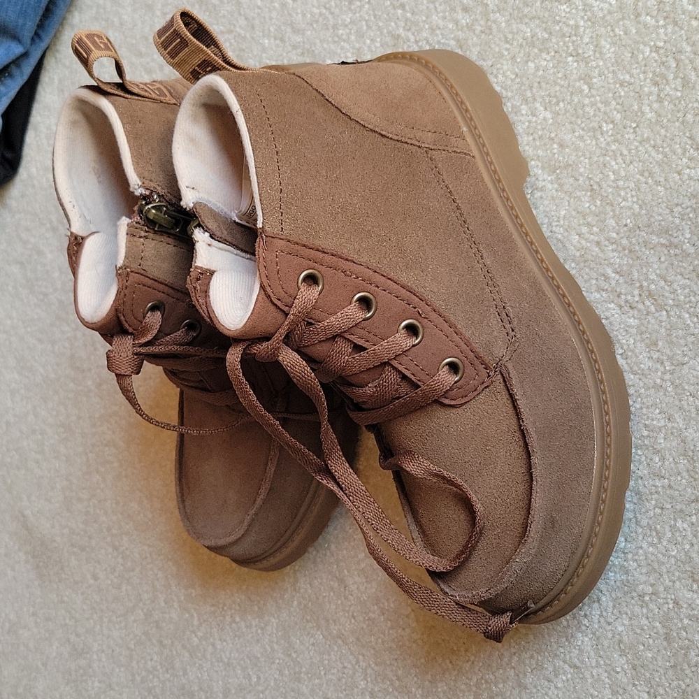 Ugg Girls boots BRAND NEW